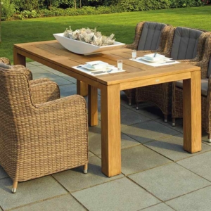 Table de jardin